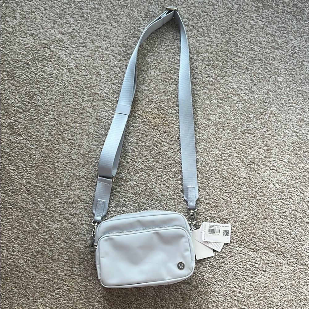Lululemon crossbody